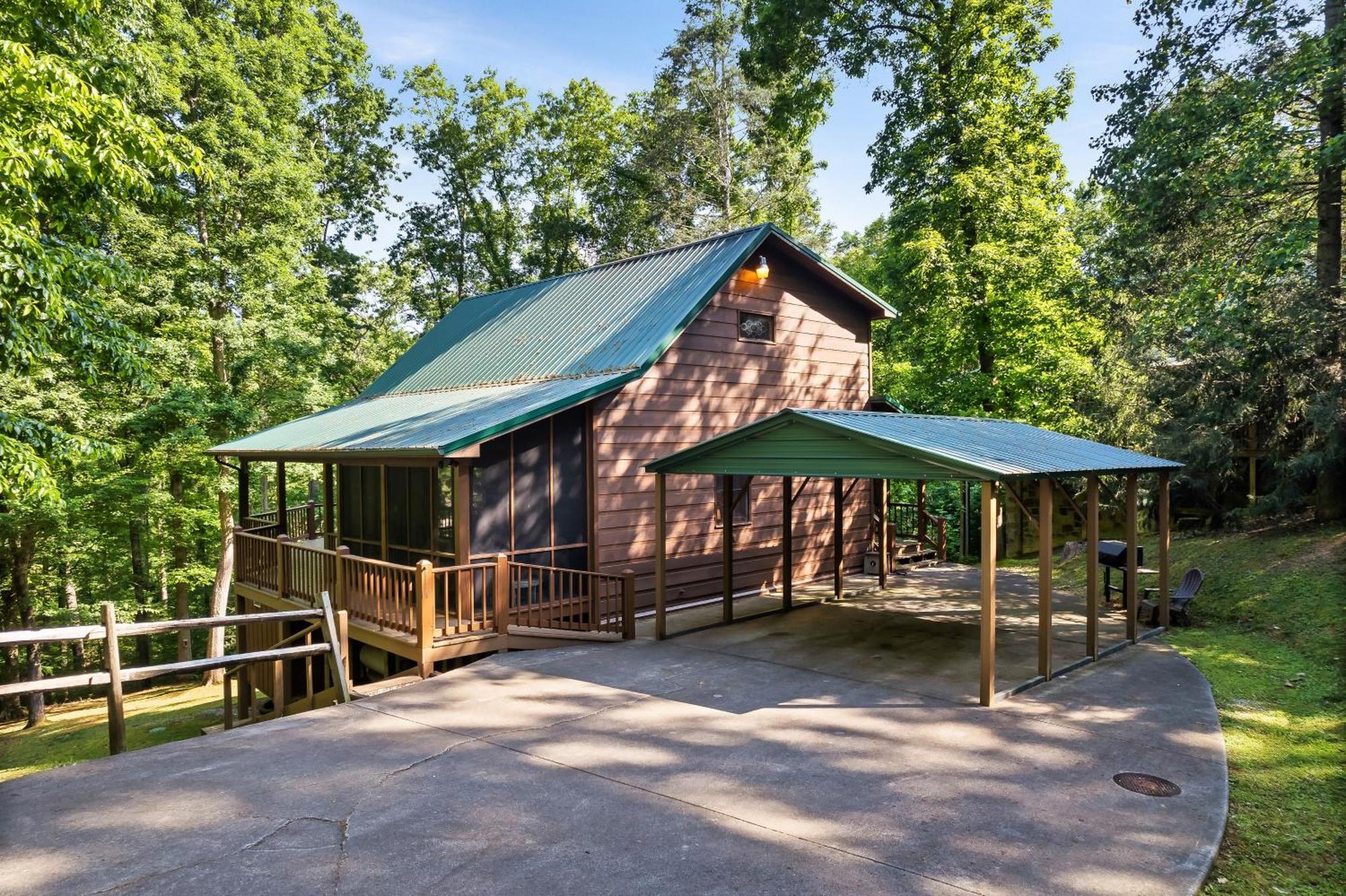 Peaceful Family Cabin With Hot Tub, Game Room, & More! Sevierville Kültér fotó