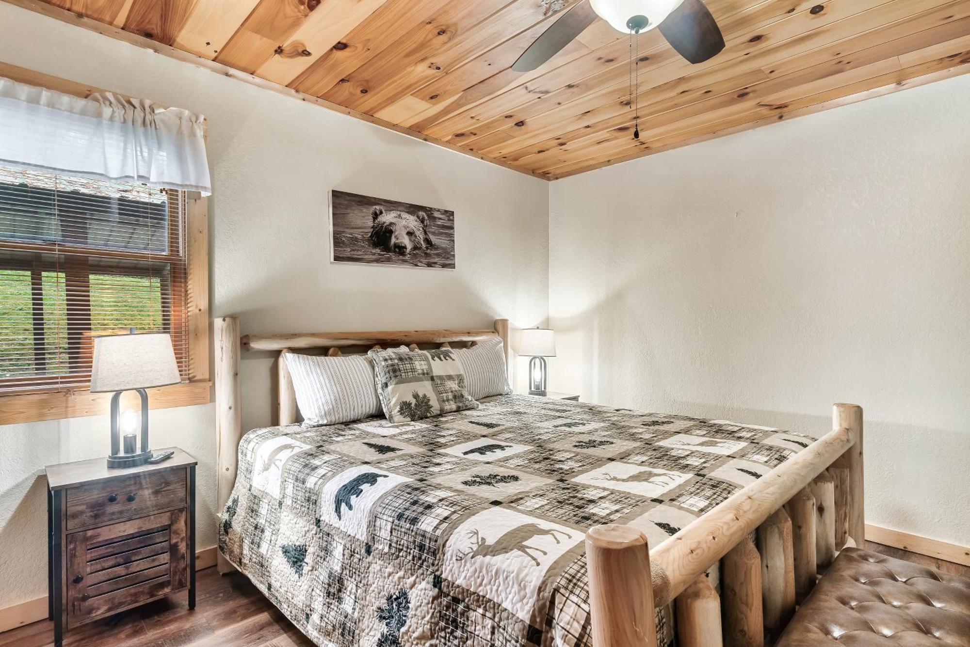 Peaceful Family Cabin With Hot Tub, Game Room, & More! Sevierville Kültér fotó