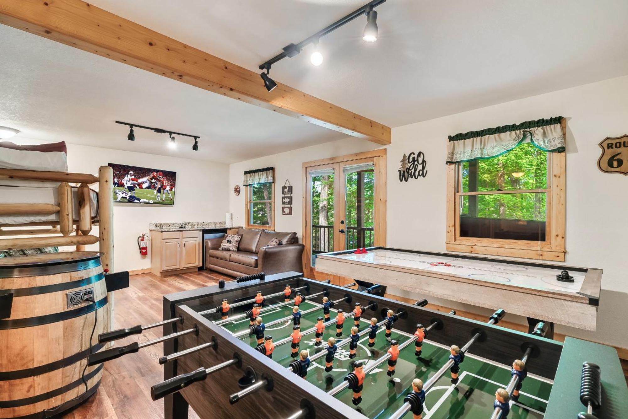 Peaceful Family Cabin With Hot Tub, Game Room, & More! Sevierville Kültér fotó