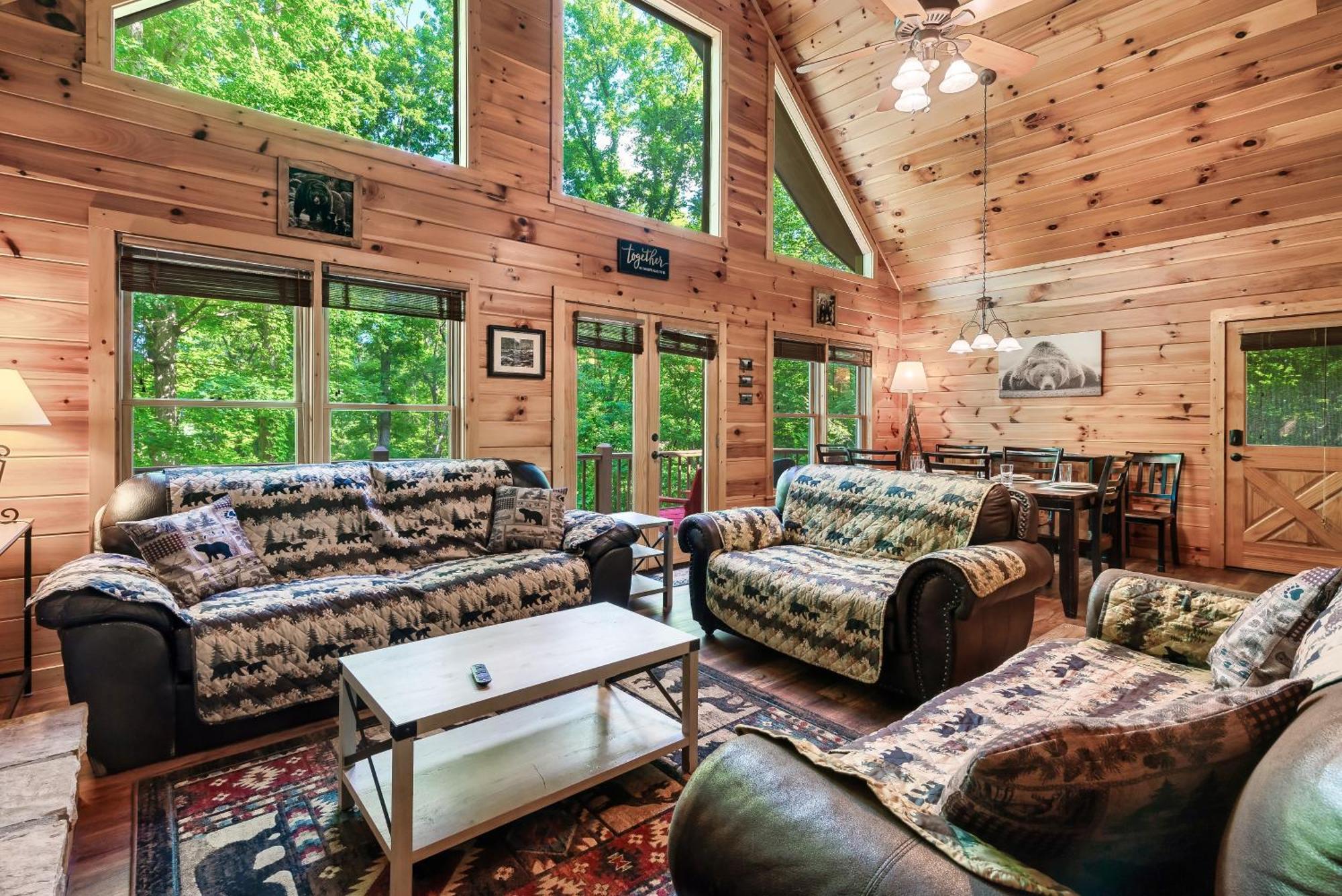 Peaceful Family Cabin With Hot Tub, Game Room, & More! Sevierville Kültér fotó